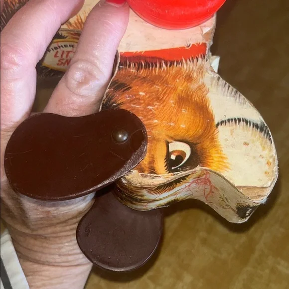 Fisher-Price Pull-Along Dog Little Snoopy with Wheels - Picture 11 of 13